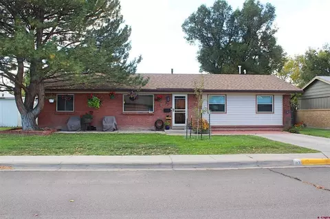 83 Sierra Ave, Alamosa, CO 81101