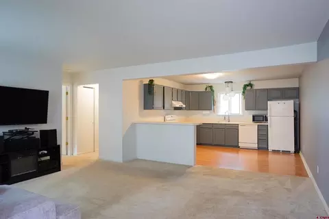 306 N 9th #3B, Gunnison, CO 81230