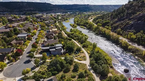 138 River Oaks Dr, Durango, CO 81301