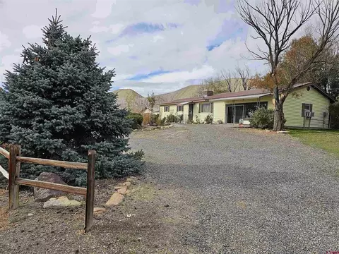 835 6650 Rd, Montrose, CO 81401
