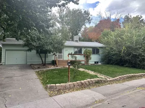 128 Columbia Way, Montrose, CO 81401