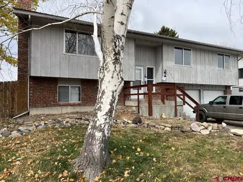 1212 Sherwood Dr, Montrose, CO 81401
