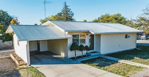385 NW Cedar Ave, Cedaredge, CO 81413