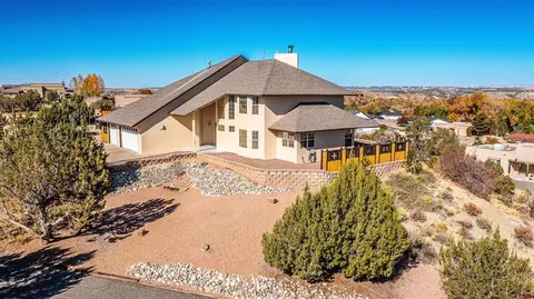 807 Tangigoot Dr, Aztec, NM 87410