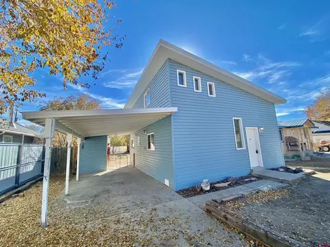 720 S 7th St, Montrose, CO 81401