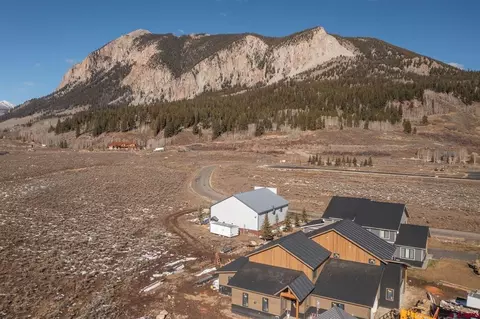40 Elk Valley Rd, Crested Butte, CO 81224