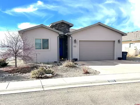 925 Bluffs Blvd, Cortez, CO 81321