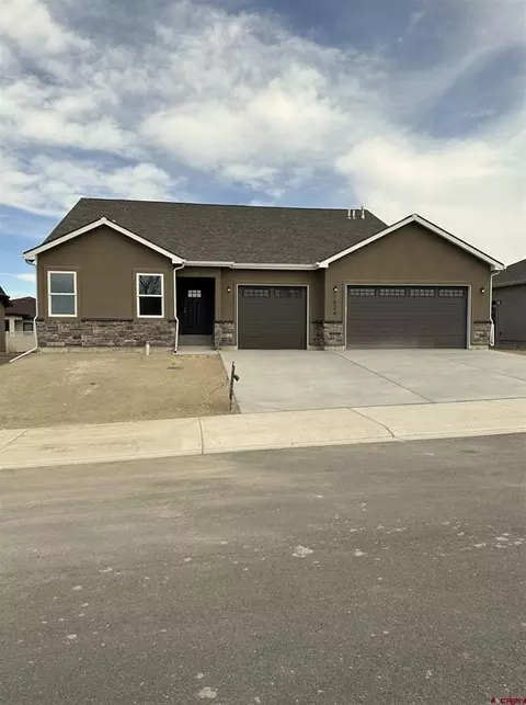 1524 Big Pines Dr, Montrose, CO 81401