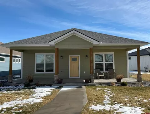 1842 S Hillcrest Dr, Montrose, CO 81401