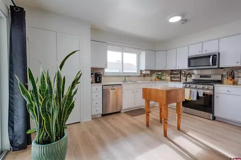 2044 Winston Way #B, Montrose, CO 81401