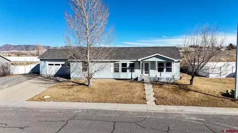 601 Silver Dr, Montrose, CO 81401