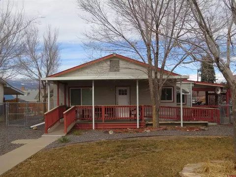 611 E 4th St, Delta, CO 81416