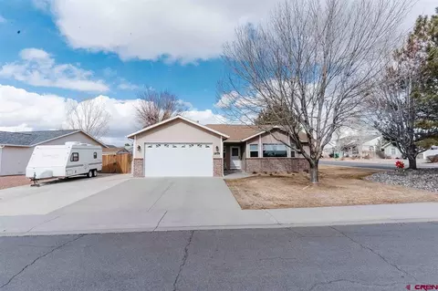 1979 Ouray Dr, Montrose, CO 81401