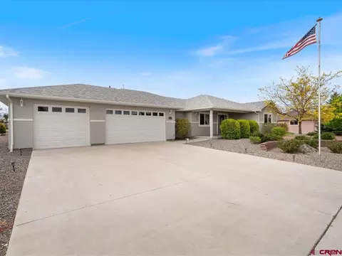 405 Holly Dr, Montrose, CO 81401