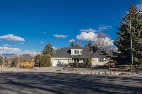 16950 Wildwood Dr, Montrose, CO 81403