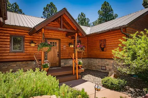 110 Fairway Pl, Pagosa Springs, CO 81147
