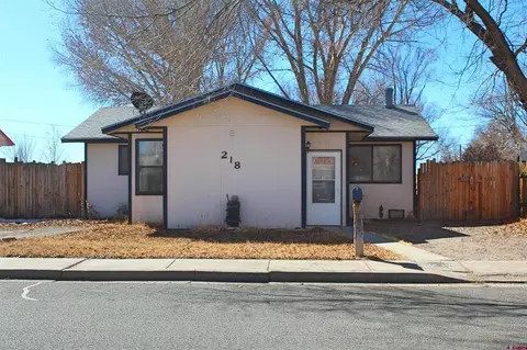 218 14th St, Alamosa, CO 81101