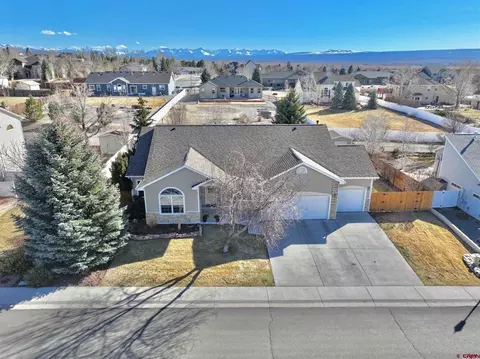 2317 W Fox Park St, Montrose, CO 81401