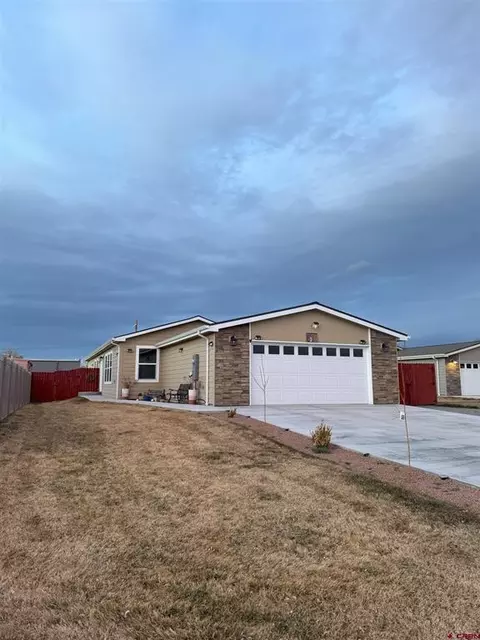 2013 Elbert Dr, Montrose, CO 81401