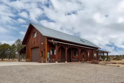 421 Jj Ranch Trl, Norwood, CO 81423