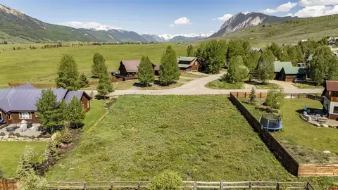 54 Floyd Ave, Crested Butte, CO 81224