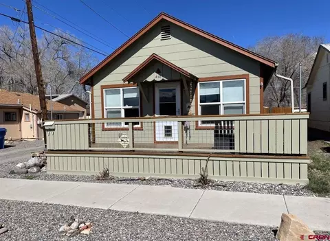 418 N Nevada Ave, Montrose, CO 81401