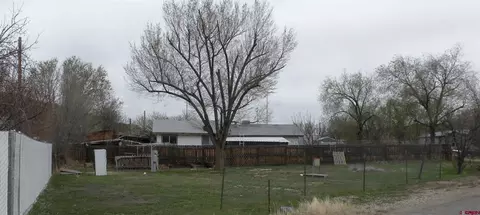 404 Payson St, Naturita, CO 81422