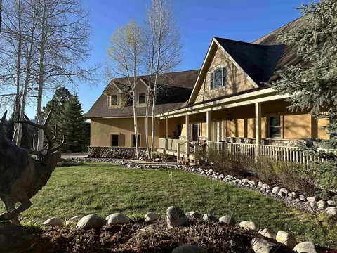 202 Rockridge Dr, Durango, CO 81301