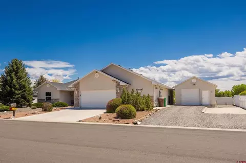 1672 Ironton St, Montrose, CO 81401