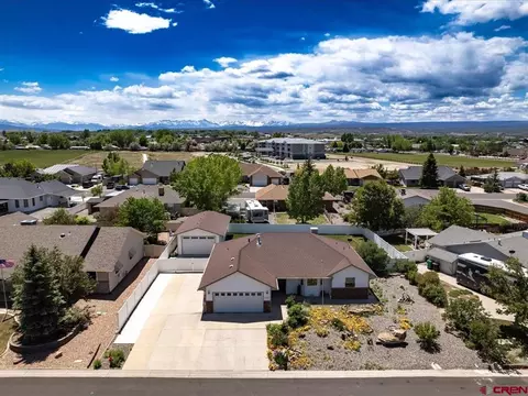 1648 Wetterhorn St, Montrose, CO 81401