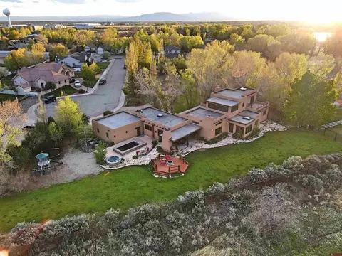 14 Sunnybrook Pl, Alamosa, CO 81101