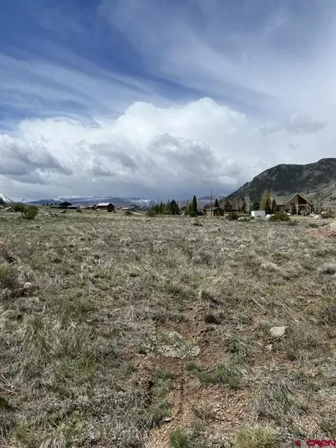386 Hinshaw Dr, Creede, CO 81130