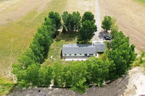 9877 6200 Rd, Montrose, CO 81401