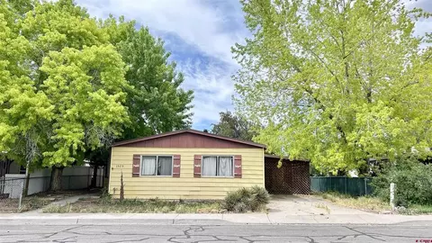 1525 Pennsylvania St, Montrose, CO 81401