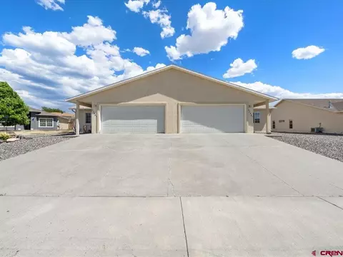 3242 Meadows Pkwy #A & B, Montrose, CO 81401