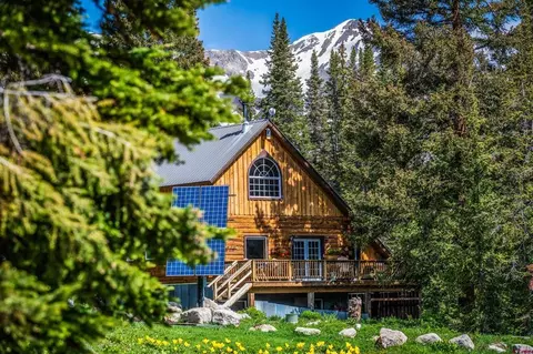 221 E Ave, Crested Butte, CO 81224