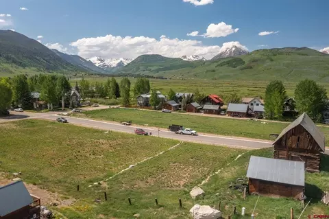 416418 Teocalli Avenue Ave, Crested Butte, CO 81224