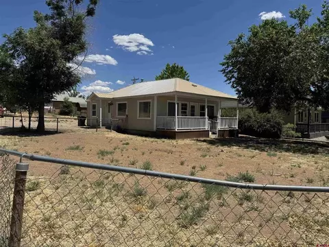 302 S Ash St, Cortez, CO 81321