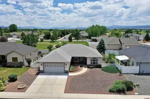 2808 Glen Oak Dr, Montrose, CO 81401