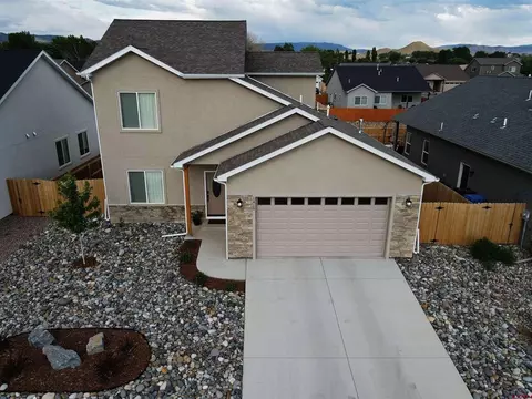 1410 Blue Creek Ave, Montrose, CO 81401