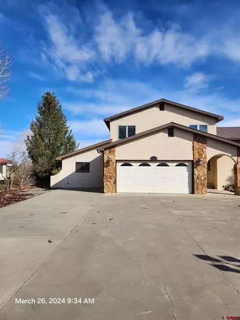 2515 Columbine Ln, Montrose, CO 81401