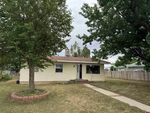 1075 Montana St, Nucla, CO 81424