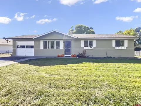 215 SW 10th Ave, Cedaredge, CO 81413