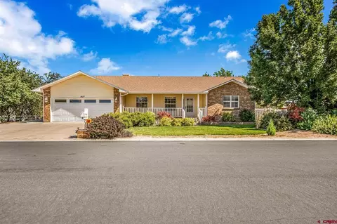 1677 Sneffels St, Montrose, CO 81401
