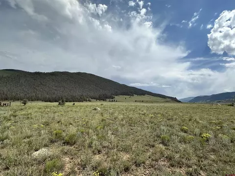 312 Moonlight Dr, Creede, CO 81130