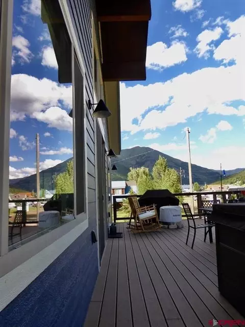 765 Mineral St, Silverton, CO 81433