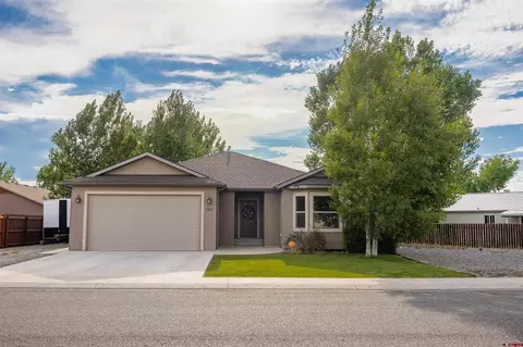 2312 Laura Ln, Montrose, CO 81401