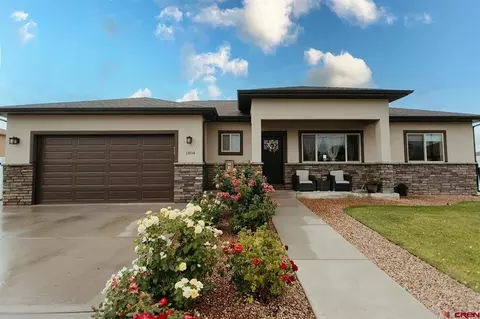 1804 Moonlight Dr, Montrose, CO 81401