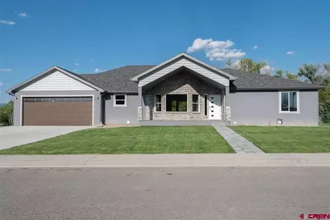 66361 Crestview Dr, Montrose, CO 81403