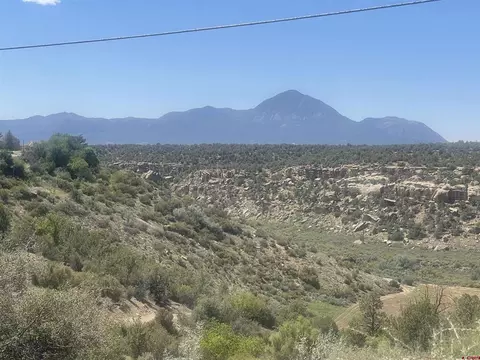 818 Stratton Dr, Cortez, CO 81321